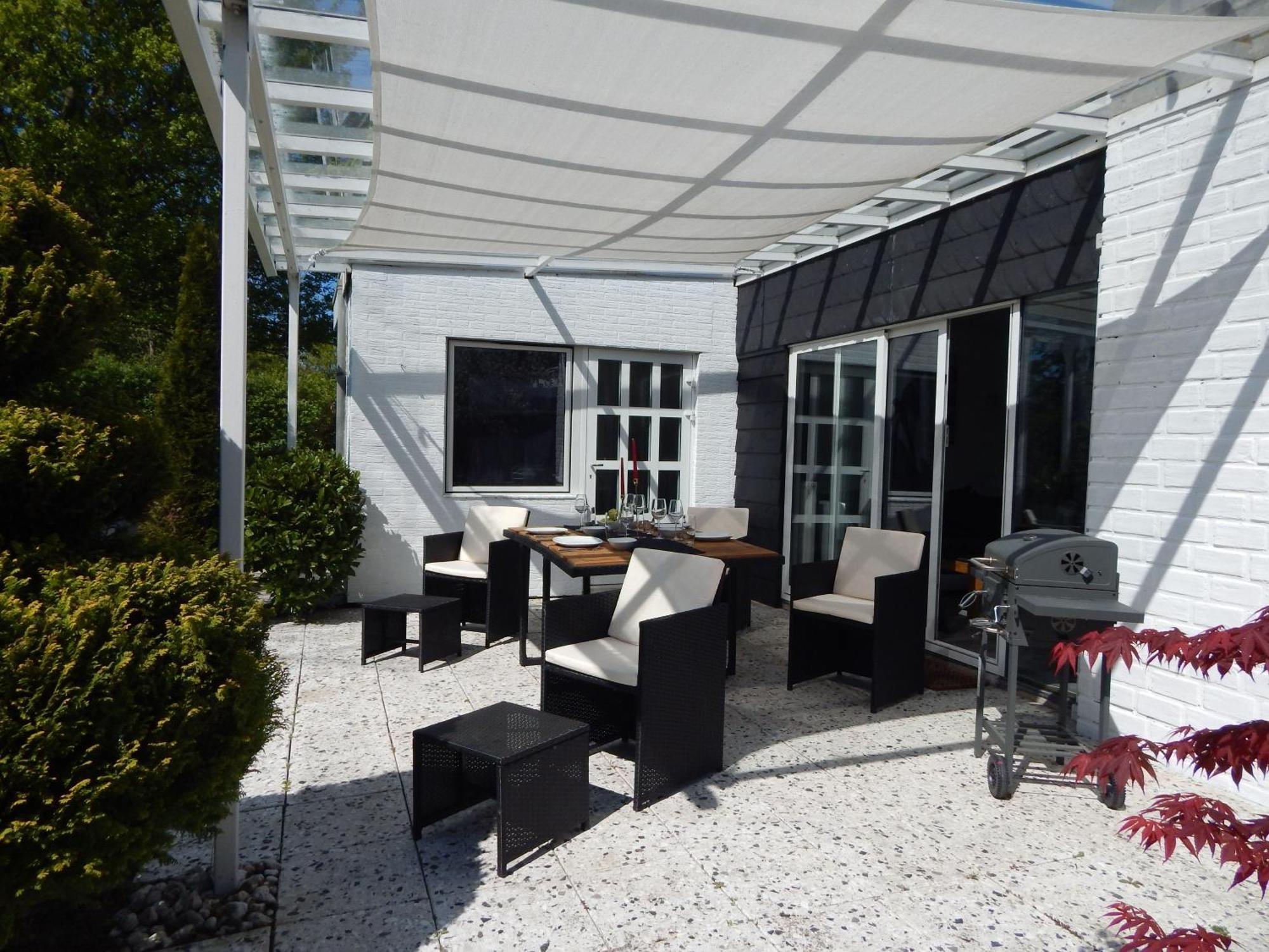 Wunderschoenes-Freistehendes-Ferienhaus-An-Der-See-Sauna-Strand-Yachthafen-Wlan Bruinisse Εξωτερικό φωτογραφία